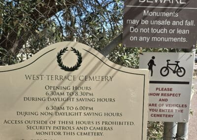 West Tce Cemetery: Cemetery sign